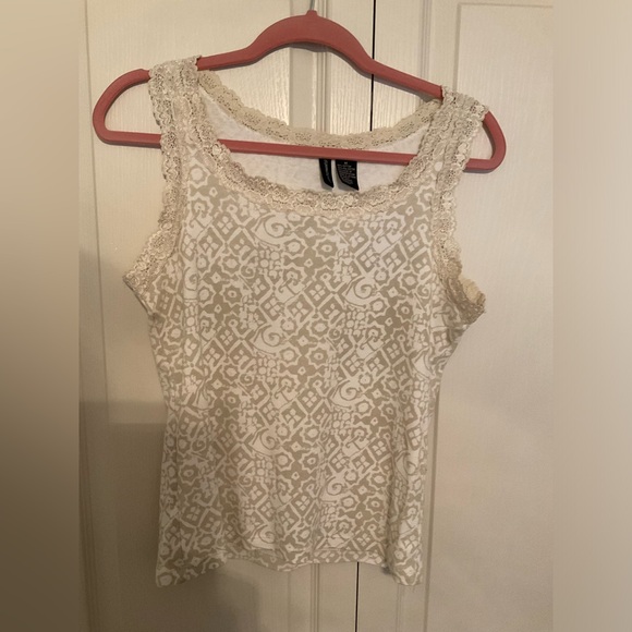 LACK TANK TOPS BUNDLE - Picture 5 of 7